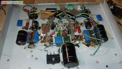 Рис. 2. Сборка лампового усилителя на 6Н8С и 6П3С - вид снизу.